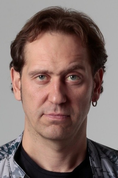 Aleksandr Demidov backdrop