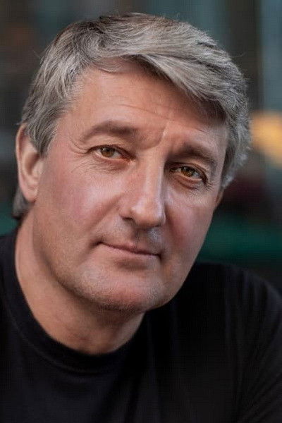 Pavel Abdalov backdrop