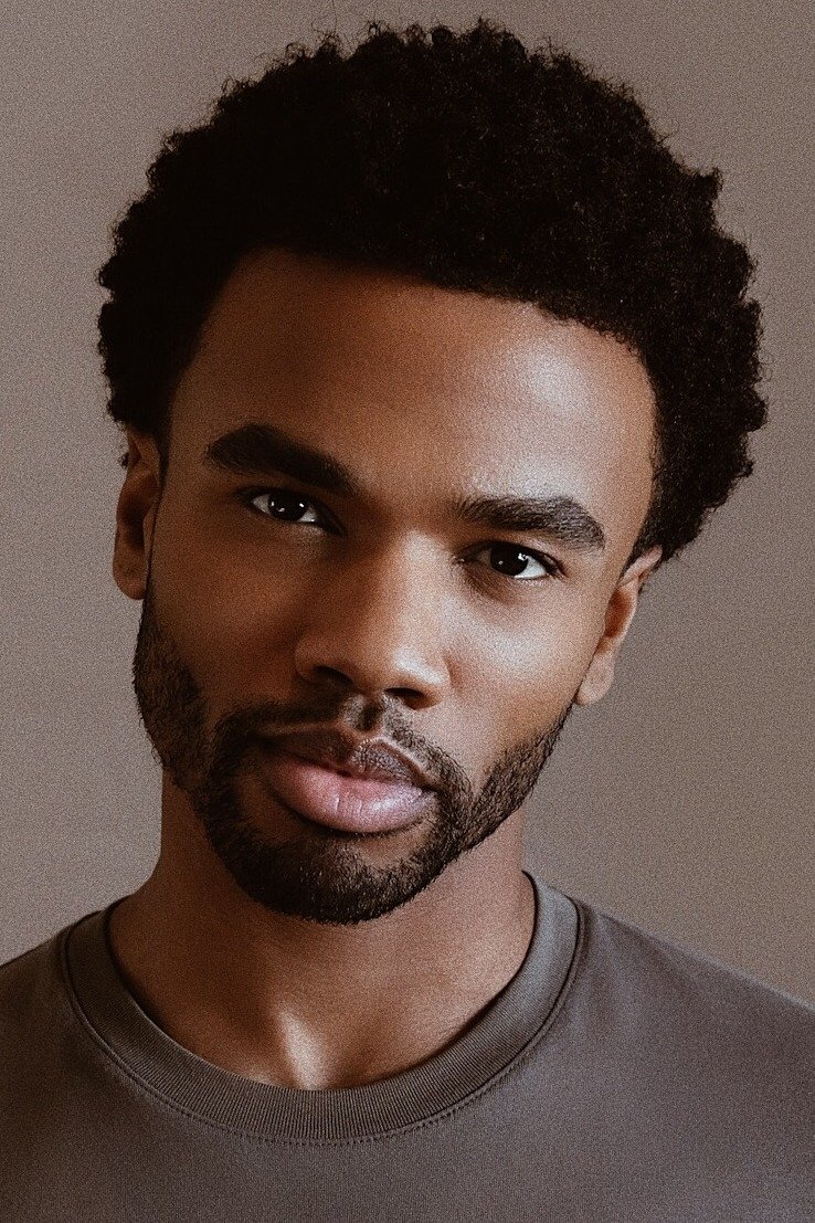 Luke Youngblood backdrop