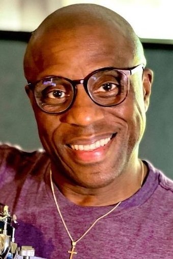 Derrick McKenzie backdrop