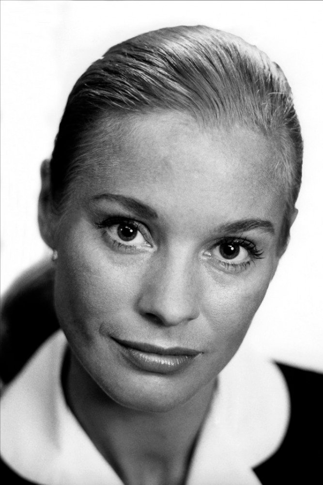 Ingrid Thulin backdrop