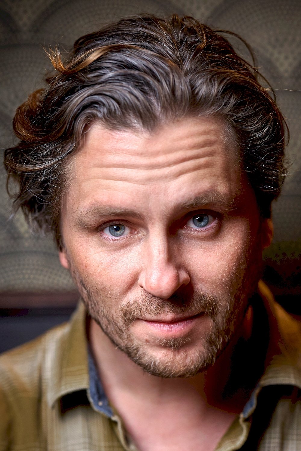 Sverrir Gudnason backdrop