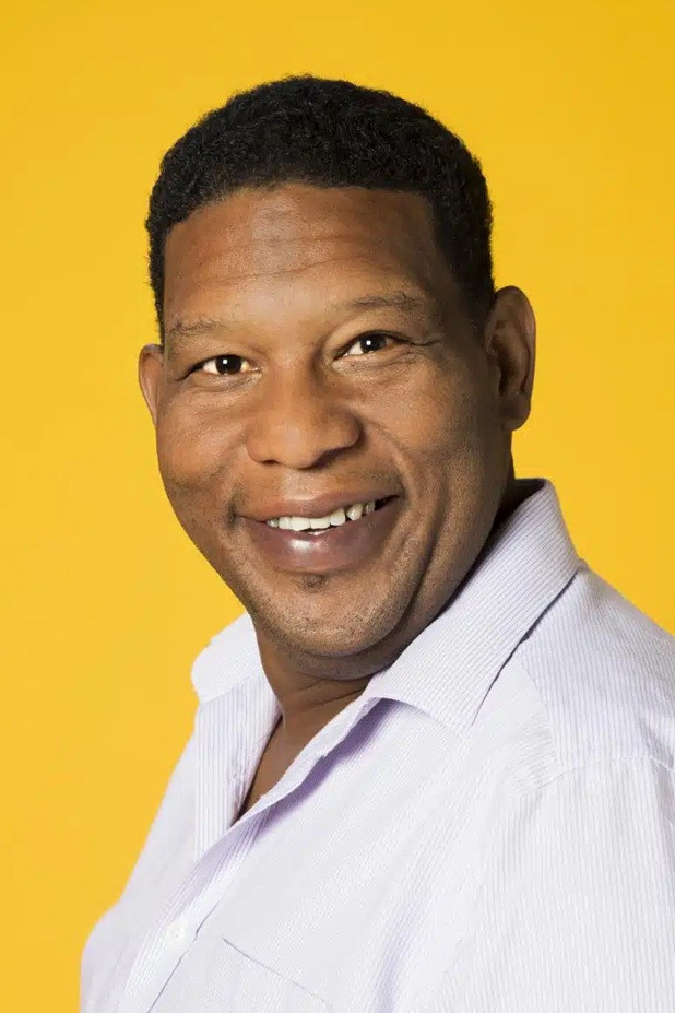 Quintis Ristie backdrop