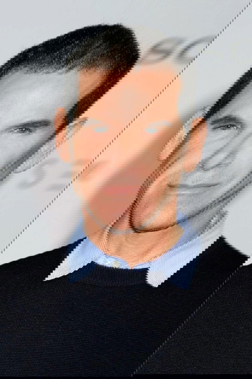 Stephen Hamel backdrop