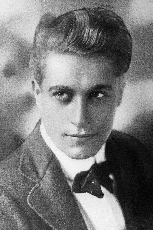 Elmer Klifton backdrop