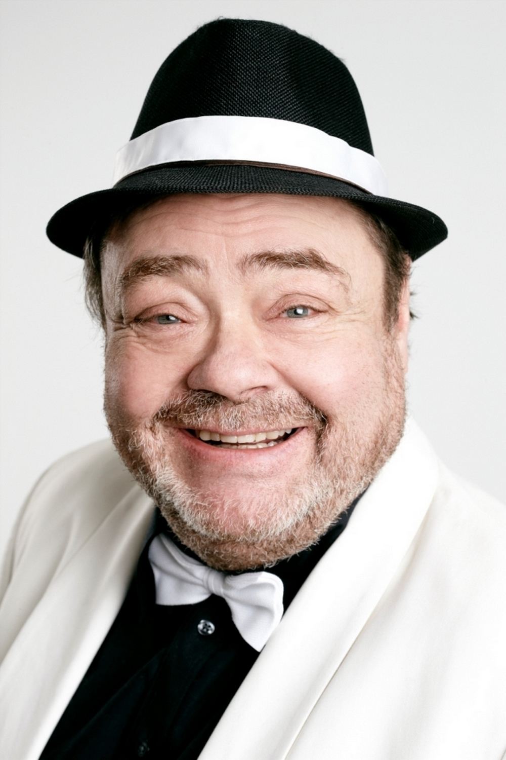 Tommy Kenter backdrop