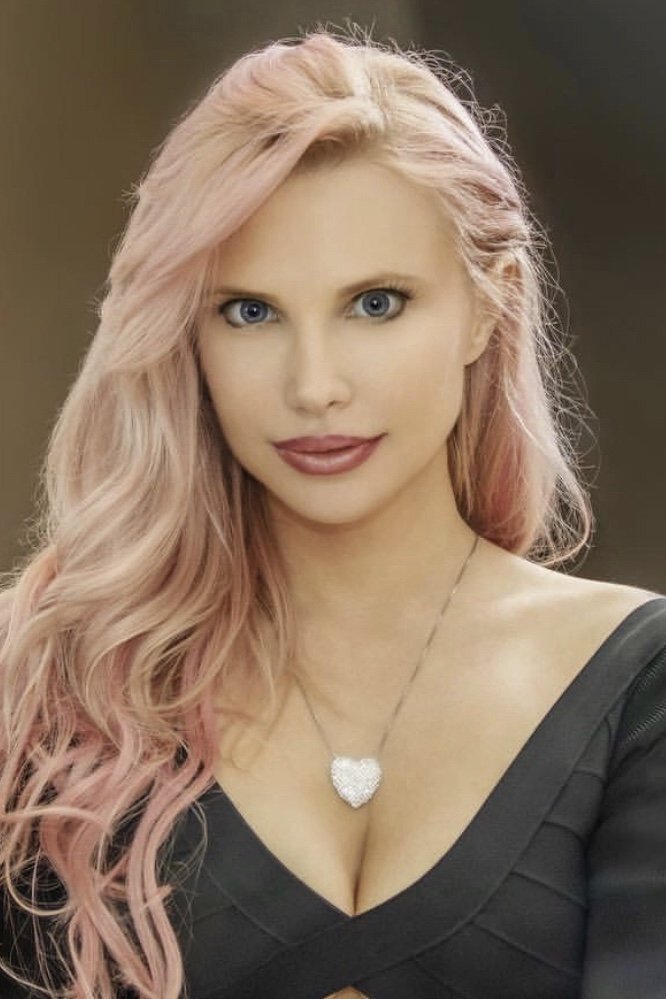 Džaki Holand backdrop