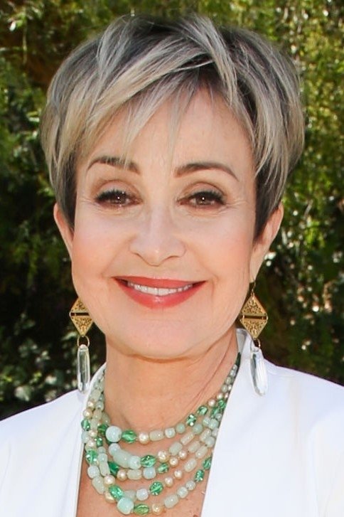 Annie Potts backdrop