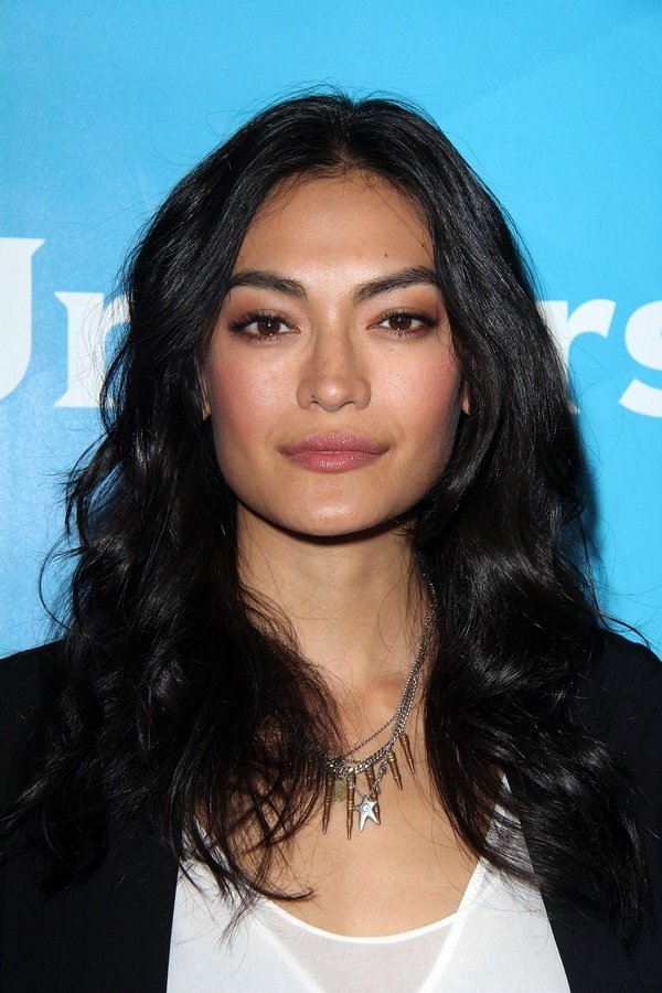 Florence Faivre backdrop