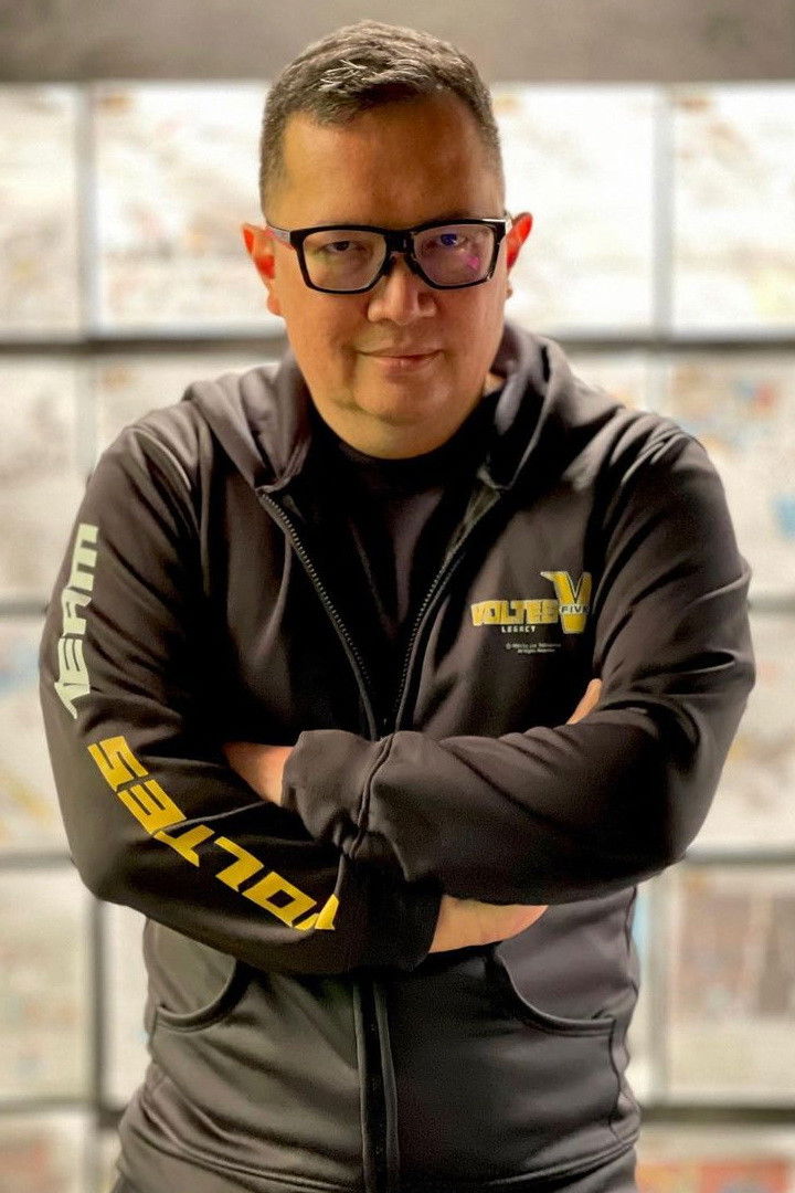 Mark A. Reyes backdrop