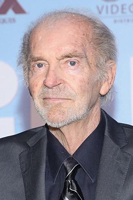 Fernando Luján backdrop