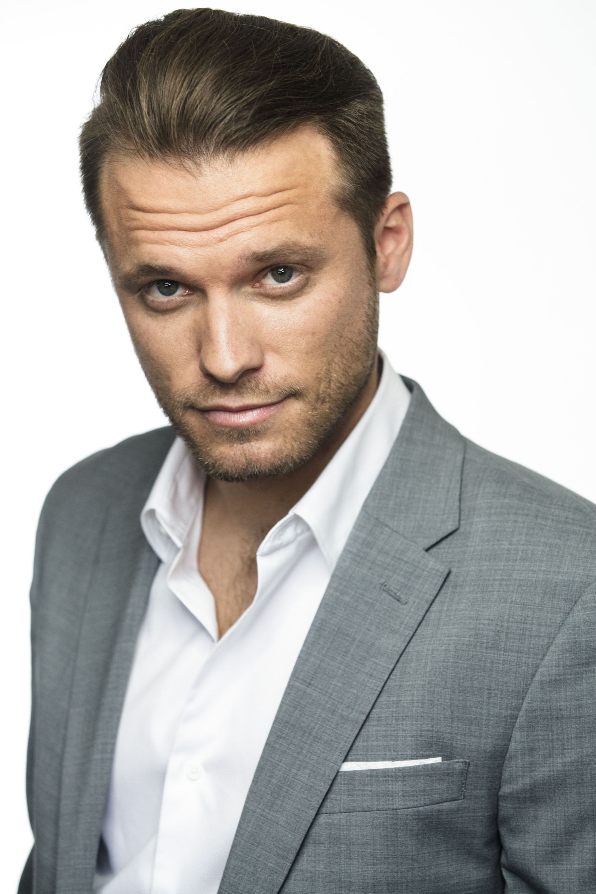 Karl Girolamo backdrop