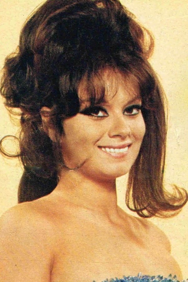 Gianna Serra backdrop