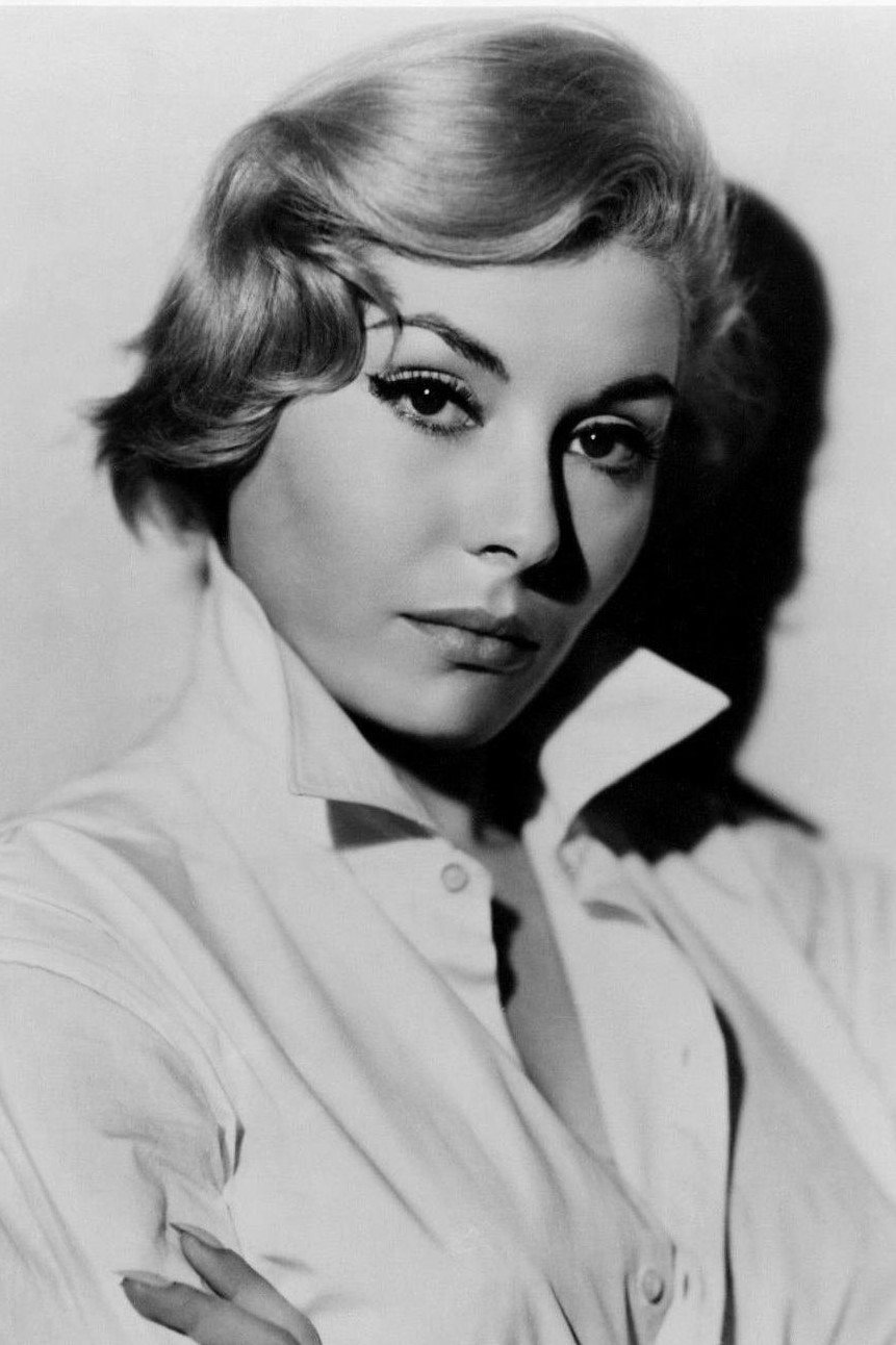 Rossana Rory backdrop