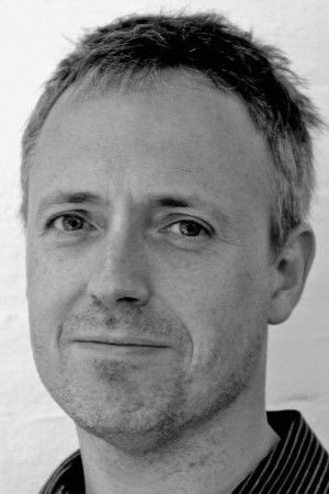 Russell Barnes backdrop