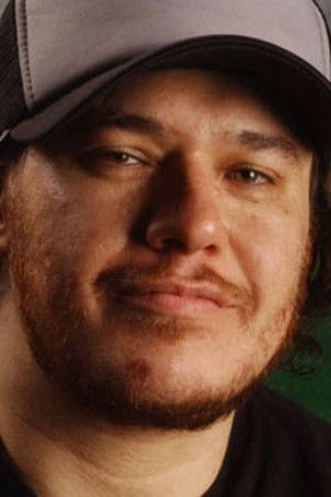 Alexandre Magno Abrão backdrop