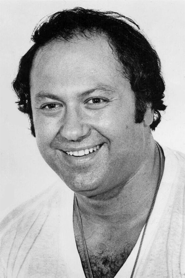 Alen Garkfild backdrop