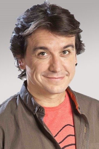 Xavier Veiga backdrop