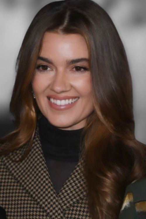 Justine Ciarrocchi backdrop