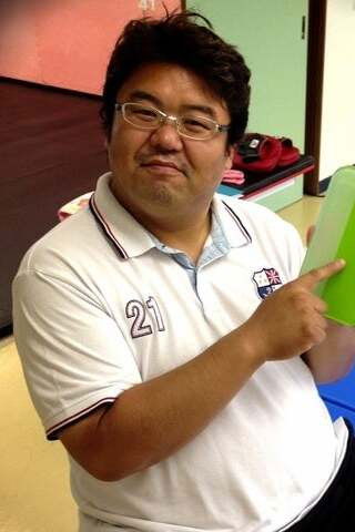 Akio Iwahara backdrop