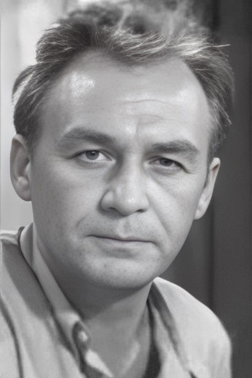 Georgi Shapovalov backdrop