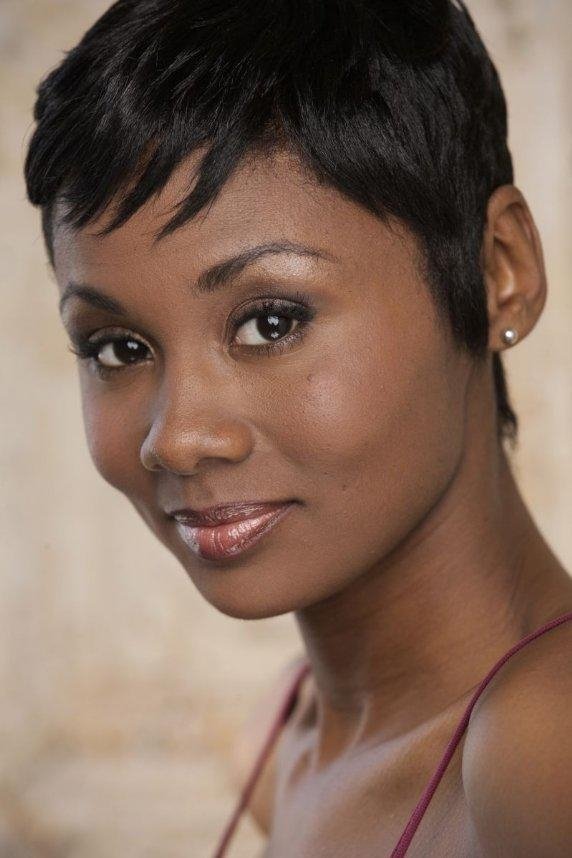 Emayatzy Corinealdi backdrop