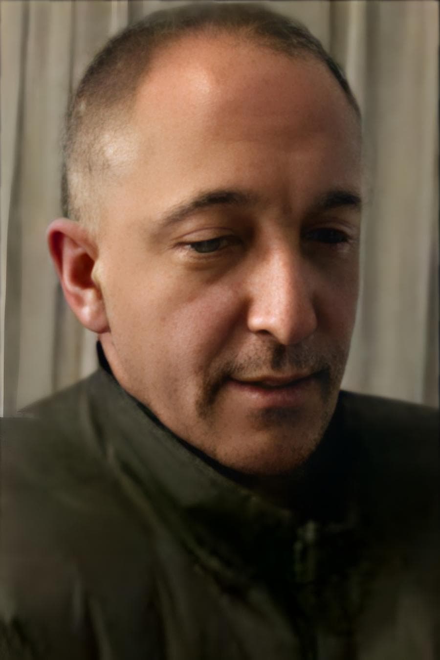 Gianfranco Romagnoli backdrop