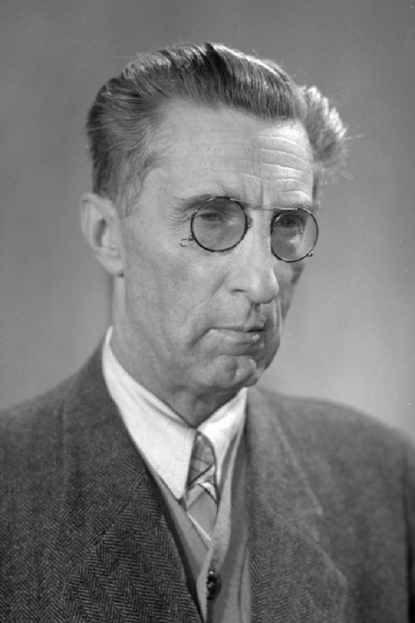 Henryk Modrzewski backdrop