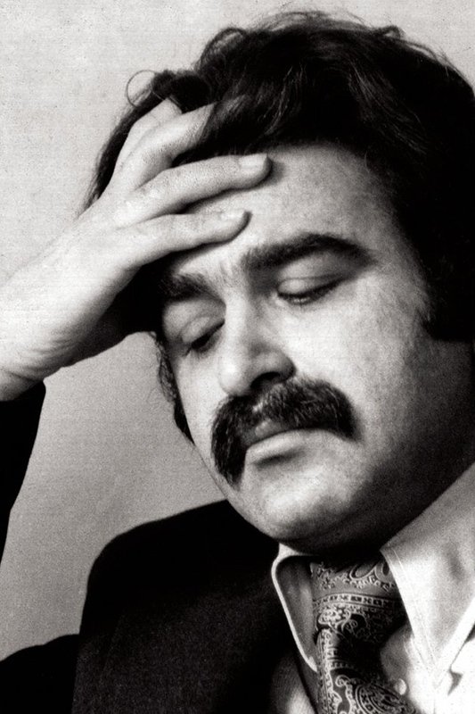 Gholam-Hossein Sa'edi backdrop