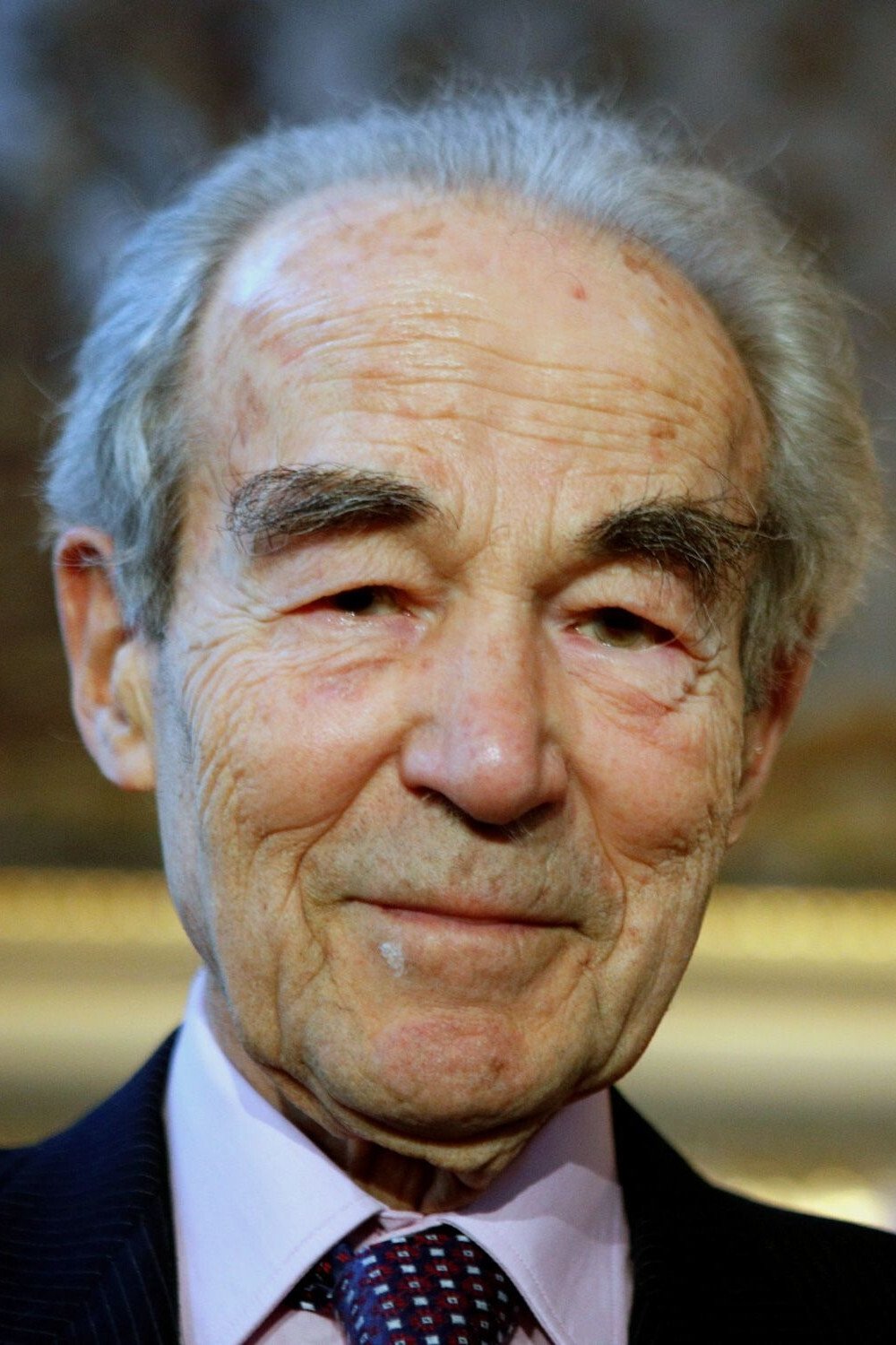 Robert Badinter backdrop
