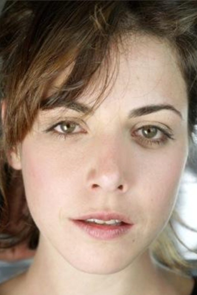 Carolina Levi backdrop