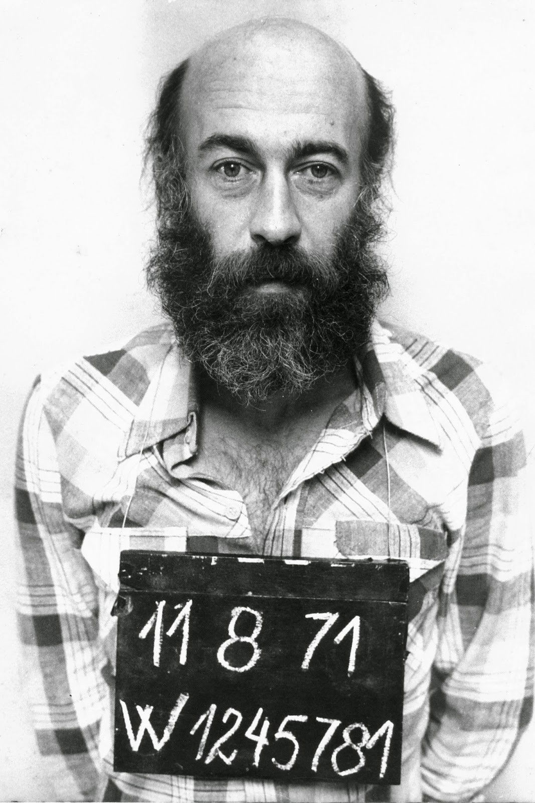 Maurice Capovila backdrop