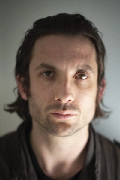 Diego Noguera backdrop