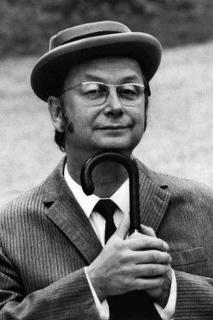 Walter Roderer backdrop