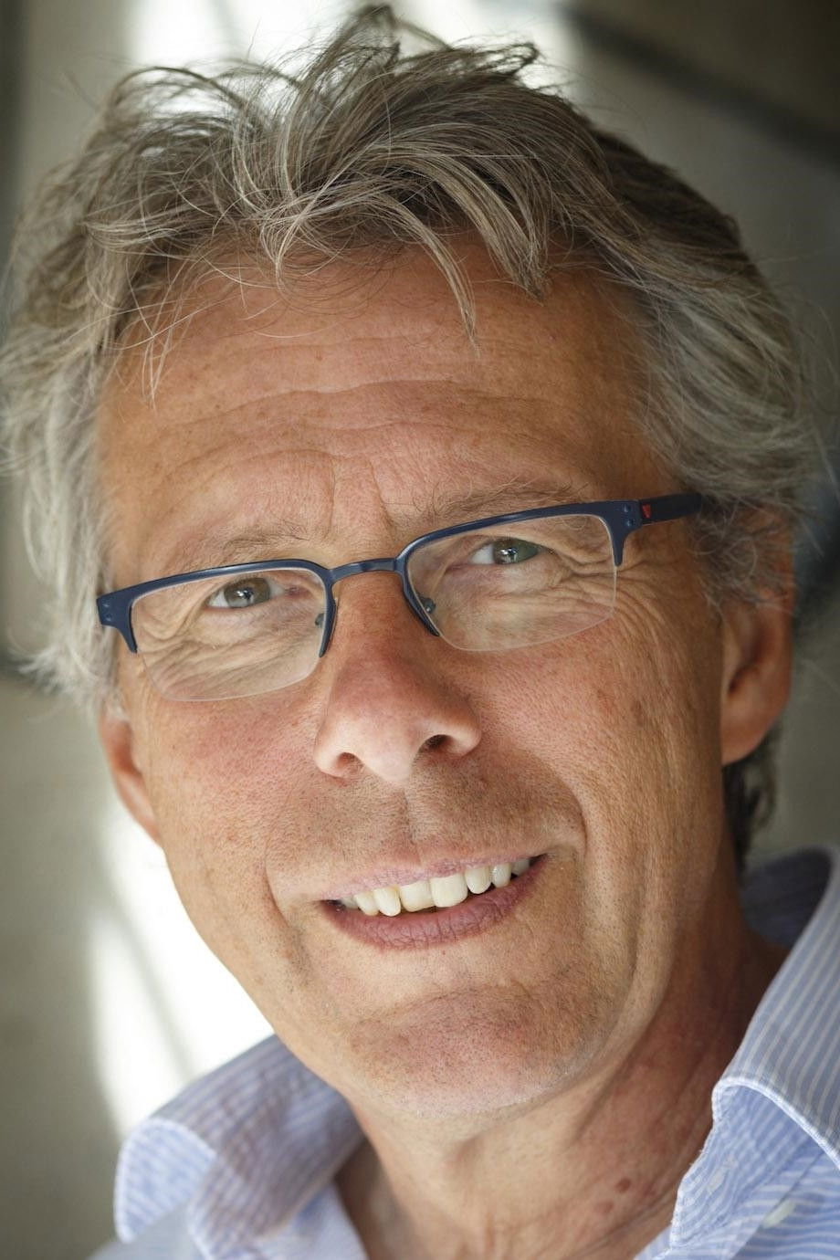 Peter Delpeut backdrop