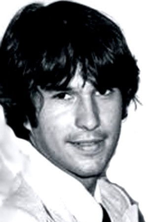 Ney Santanna backdrop