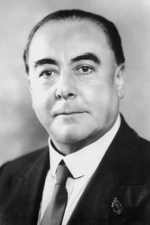 George Robey backdrop