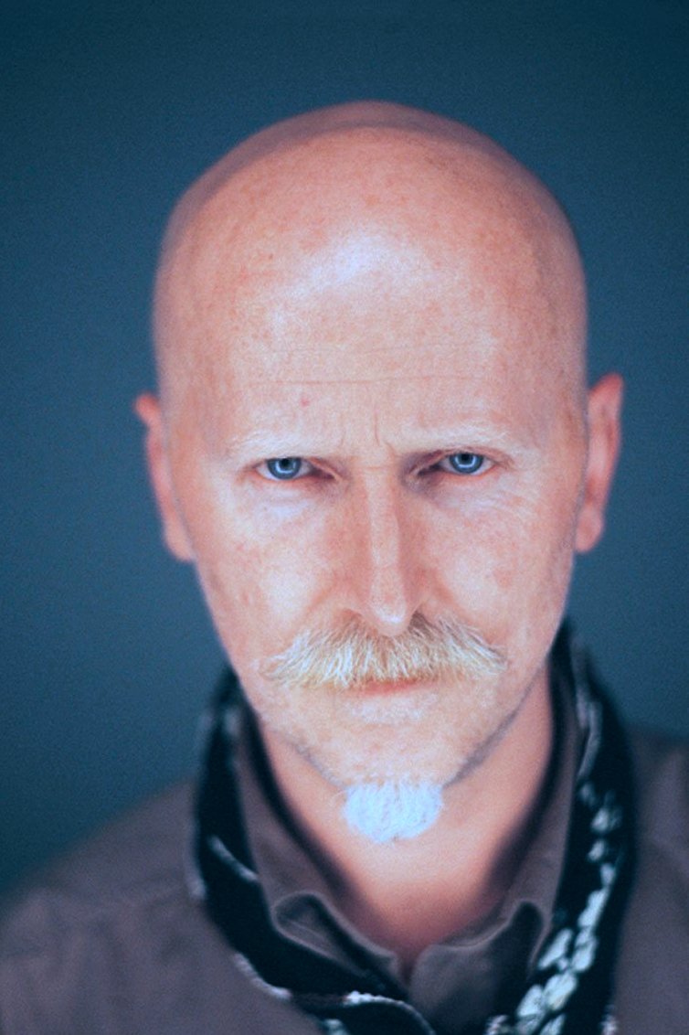 Semir Aslanyürek backdrop