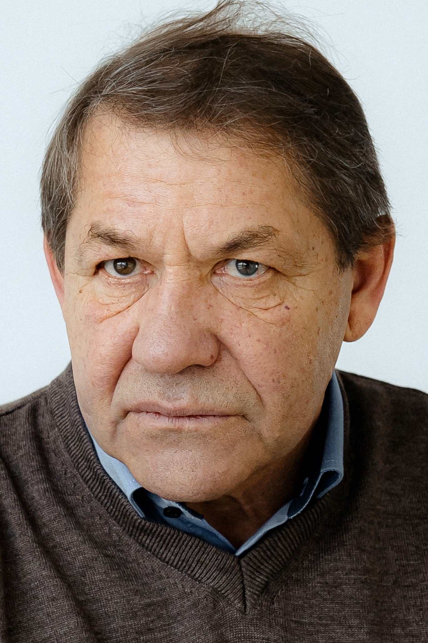 Sergey Vlasov backdrop