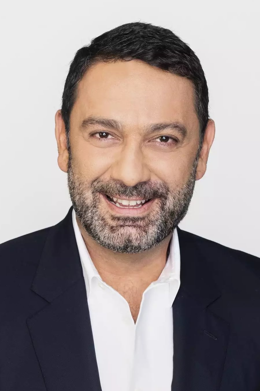 Michalis Marinos backdrop