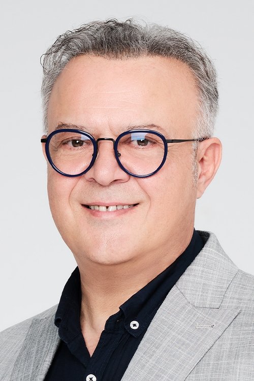 Michalis Reppas backdrop