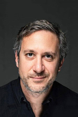 Haris Mavroudis backdrop