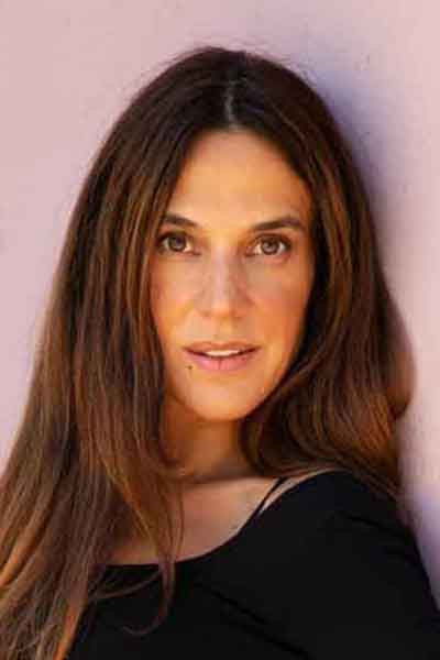 Isabella Kogevina backdrop