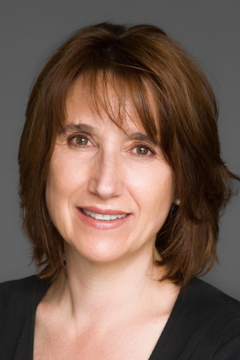 Carmen Beato backdrop