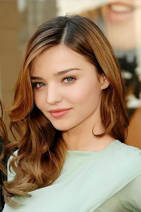 Miranda Kerr backdrop