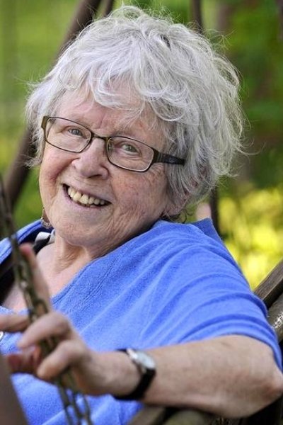 Saara Pakkasvirta backdrop