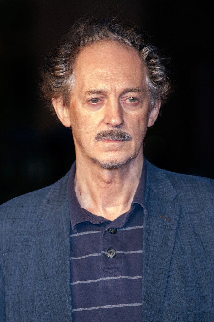 Ermanno Cavazzoni backdrop