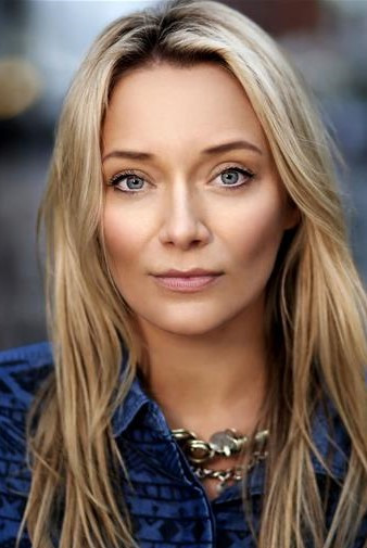 Xhennifer Matur backdrop