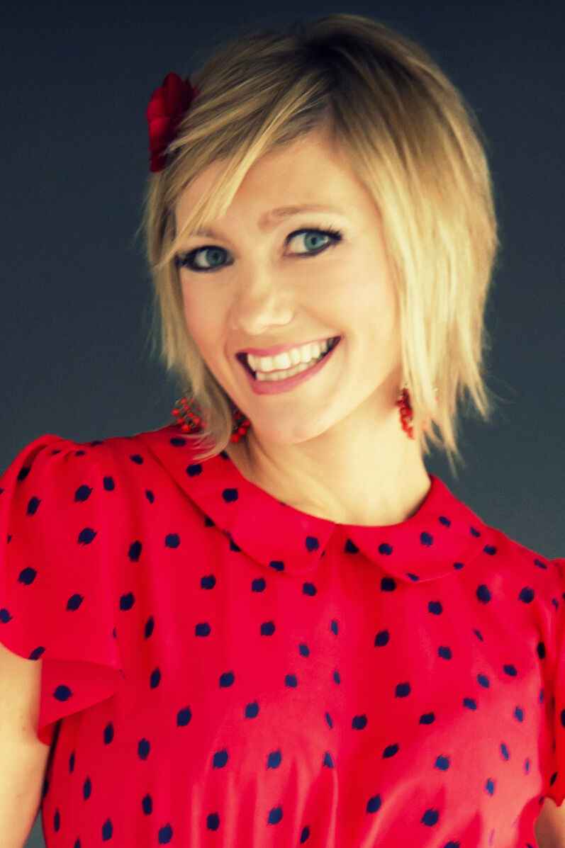 Amy Bandlien Storkel backdrop