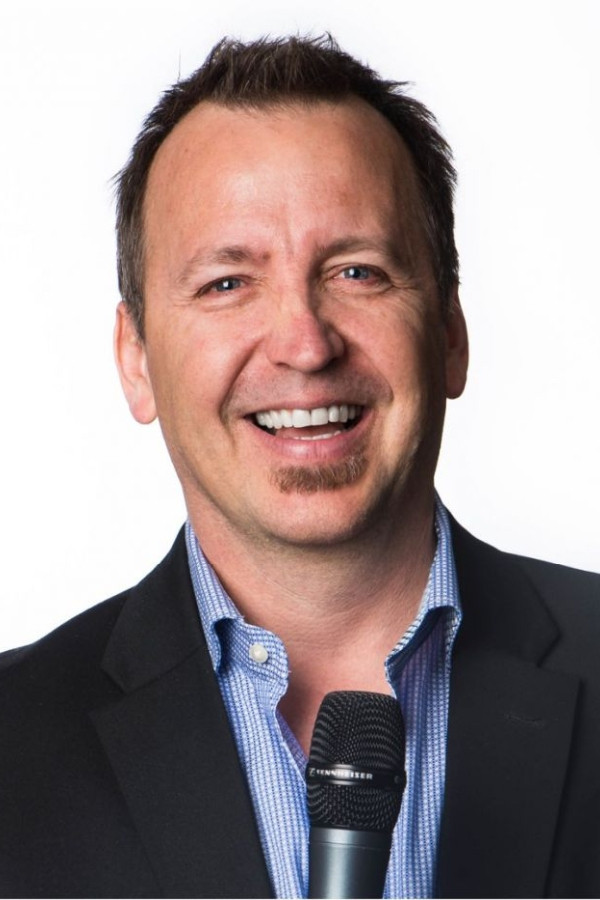 Skip Lackey → Skip Laki backdrop